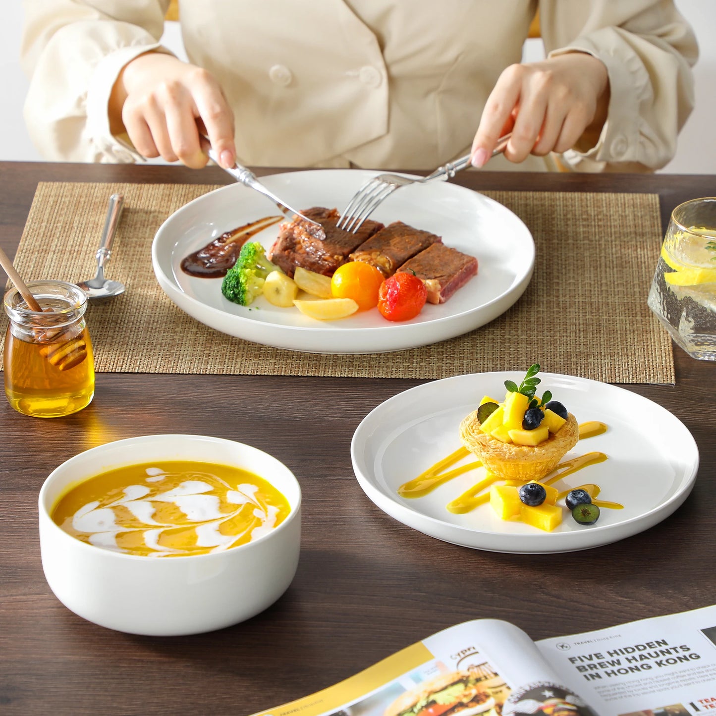 Luna 18 Piece Dinnerware Set