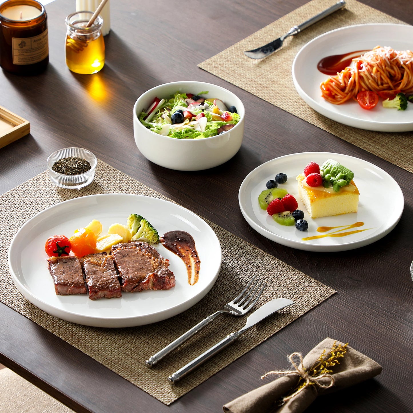 Luna 18 Piece Dinnerware Set