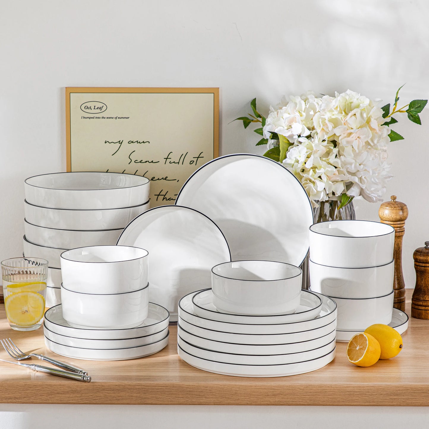 Tara 24 Piece Dinnerware Set for 8
