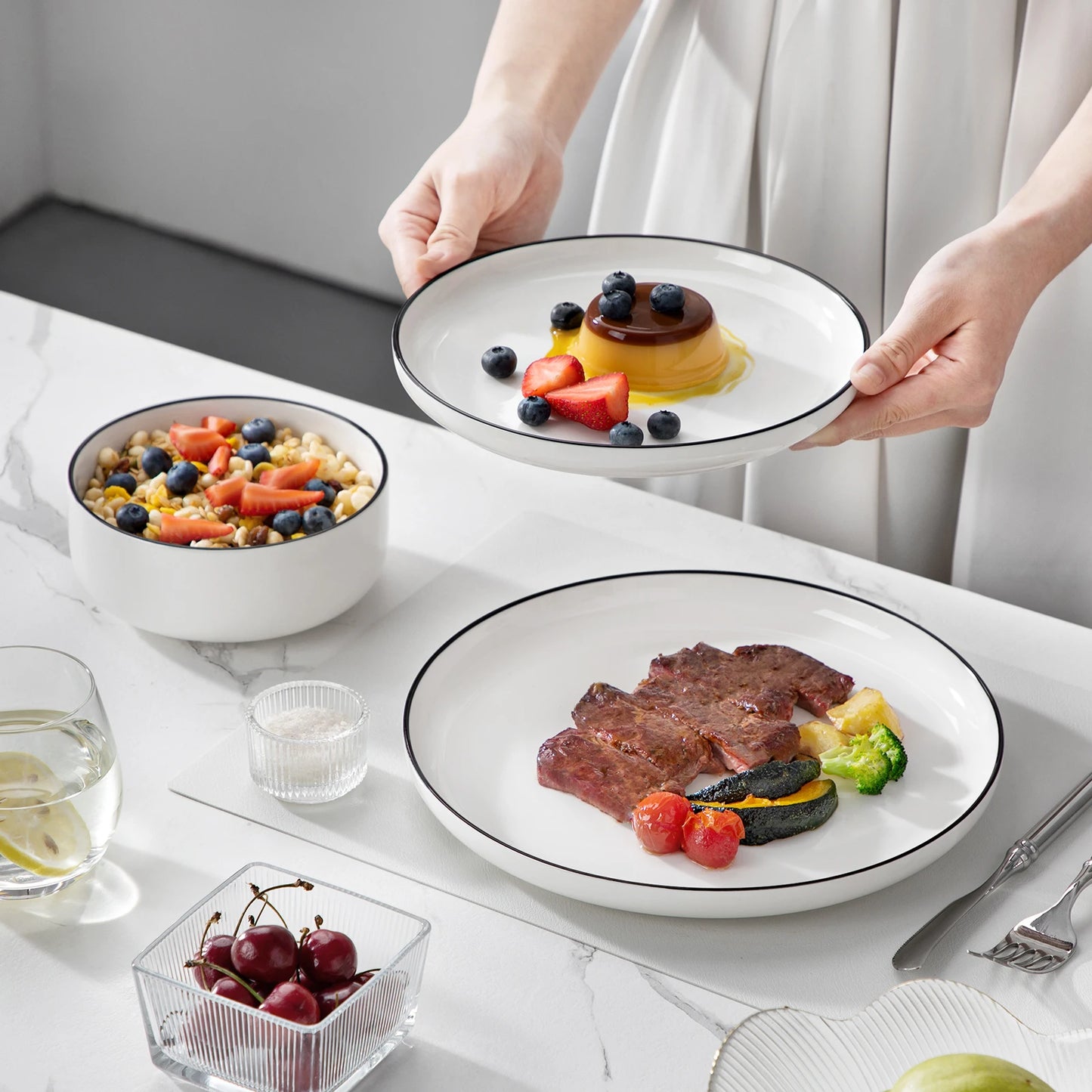 MALACASA Black Rim 12/24-Piece Porcelain Dinnerware Set