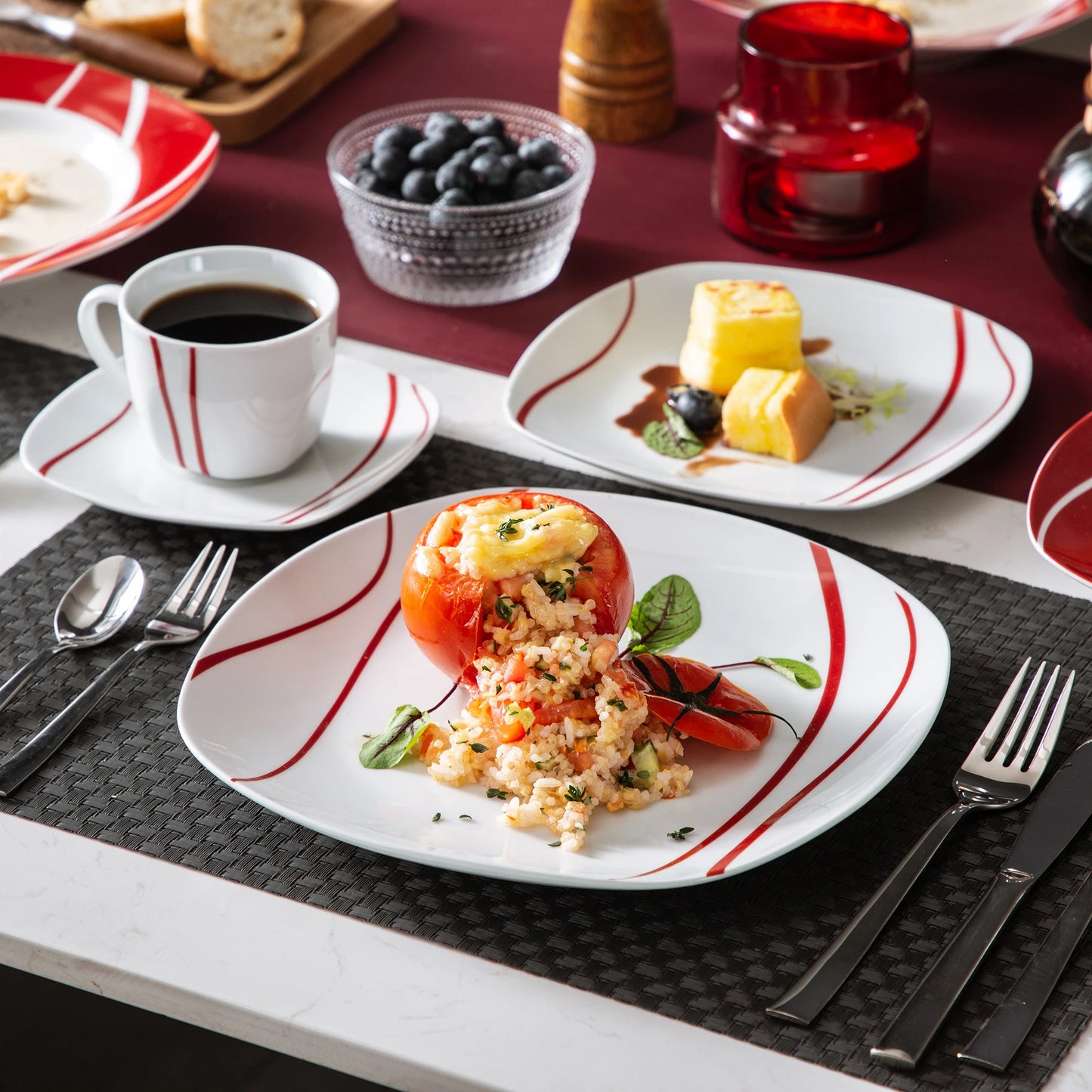 FELISA 30 PIECE DINNERWARE SET